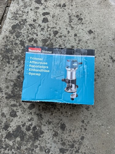 Makita rt0702cx4 710w - makita, 1/4"