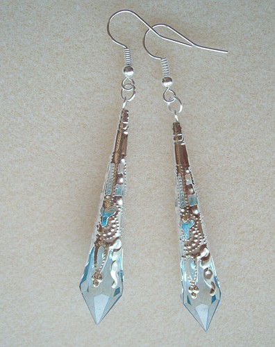 Ice blue aqua faceted teardrop - blue,