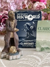 Terry Pratchett Clarecraft Discworld Foul Ole Ron Beggar with Gaspode Figurine
