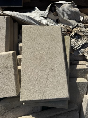 Lightweight quoins - lightweight,