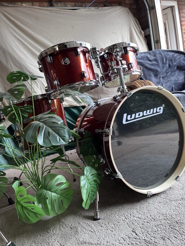 Ludwig evolution sparkle red - -,