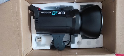 Godox photo studio - studio, strobe