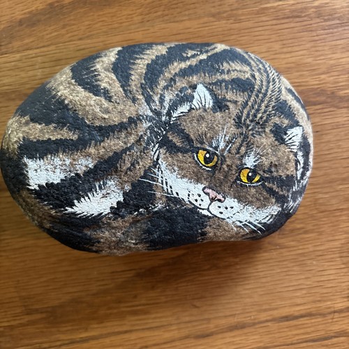 Hand painted rock - hand, cat