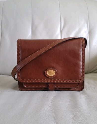 The bridge story - bridge, leather