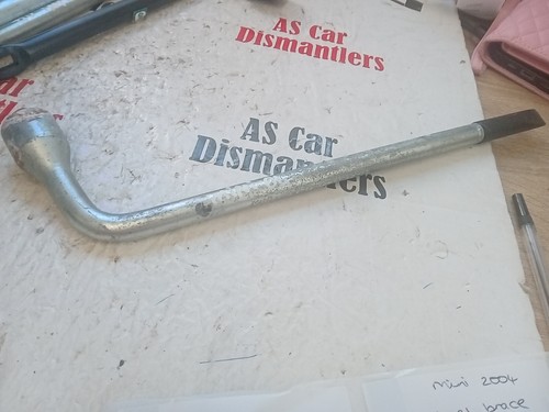 Mini 2004 wheel brace - mini, bc6