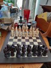 Vintage Large Medeival Classical Chess Pieces Chess Set With Chessboard-562WIN