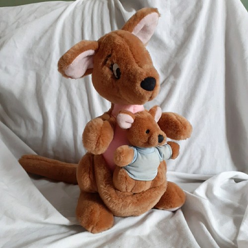 Walt disney winnie the - winnie, pooh
