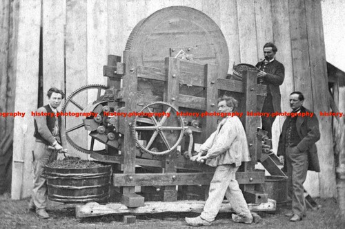 F014802 grape pressing machine - grape,