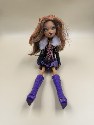 Monster high doll - monster,