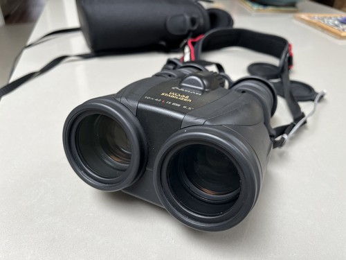 Canon image stabilising - image,