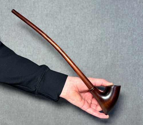 Smoking tobacco wooden long