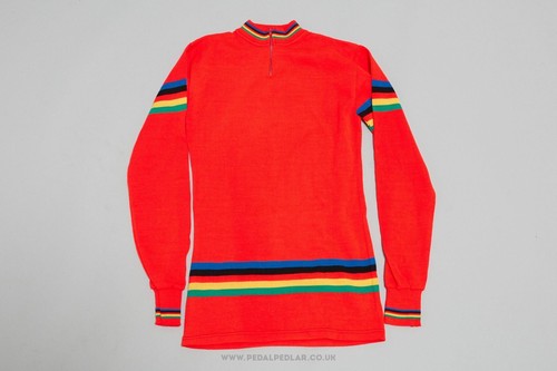 Red vintage woollen - vintage/woollen,