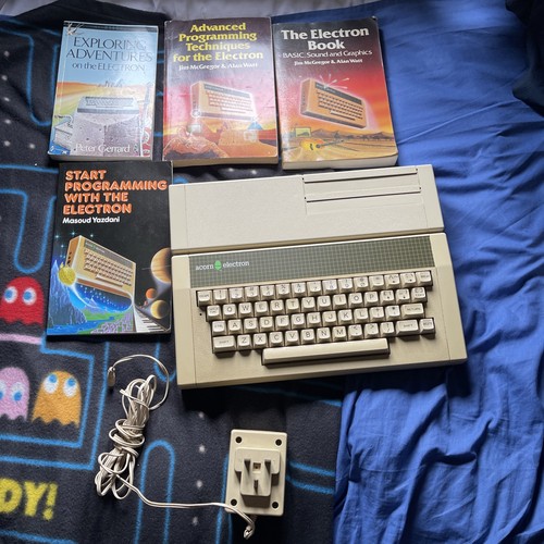 Faulty acorn electron computer - acorn,