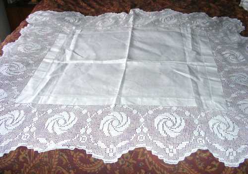 Vintage large lace table - , cloth