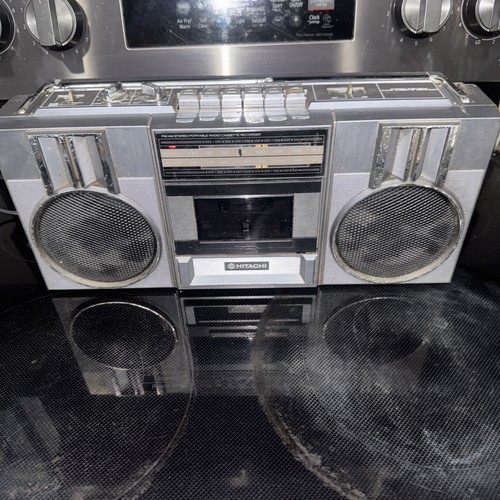Hitachi trk 6820h - am/fm, stereo