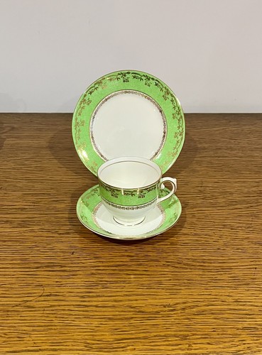 Art deco green gold - green,