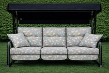 Vienna Deluxe 3 Seater Garden