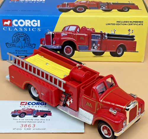 Corgi 52602 mack pumper fire - 52602,
