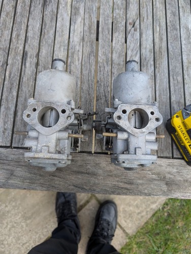 Twin carbs mg - carbs, 1