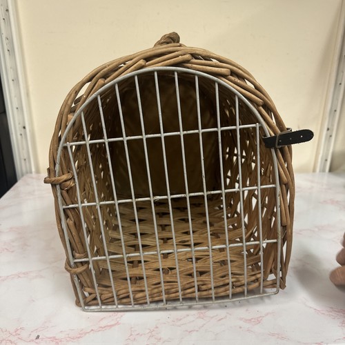 Vintage old wicker basket - ,