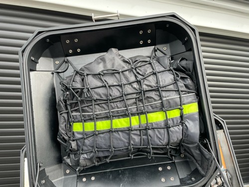 Cargo carrying net for - , triumph