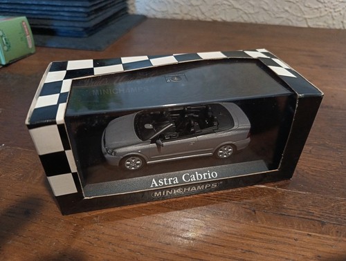 Boxed model minichamps - boxed,