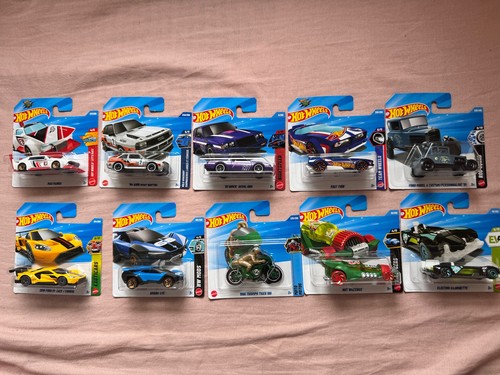 Hot wheels treasure - hot, hunt
