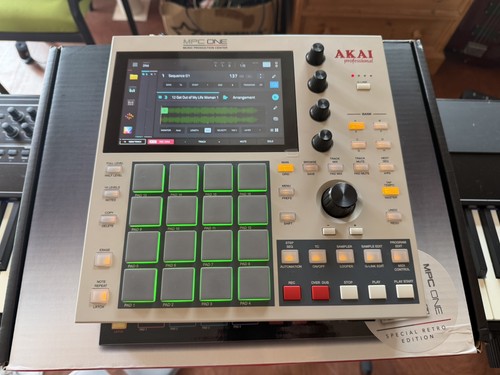 Akai mpc one standalone music - mpc,
