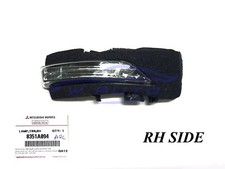 GENUINE RH SIGNAL LIGHT INDICATOR MIRROR FOR MITSUBISHI PAJERO L200 2016 - 2022
