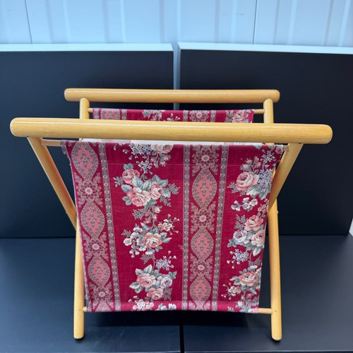 Vtg 90wooden magazine rack - magazine,