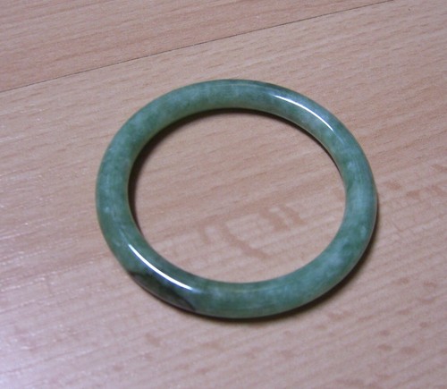 Natural jade bangle - natural,