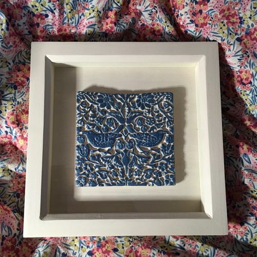 William morris shadow box - william,