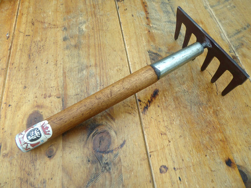 Hand rake short handle - hand,