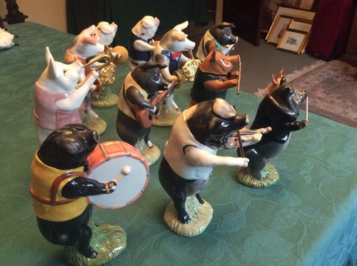 Beswick pig prom complete - beswick,