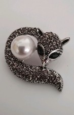 🦊 CUTE Fox Brooch Pin -