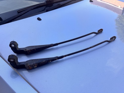 Porsche 924 944 - porsche, windscreen