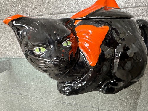 Black cat art deco teapot - cat,