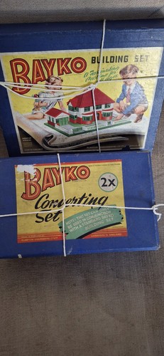 Vintage bayko building set - building,