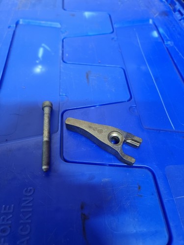 Injector clamp bolt - injector,