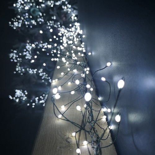 White leds green garland - white,