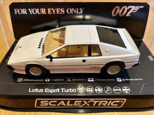 New scalextric c4631 james - c4631,