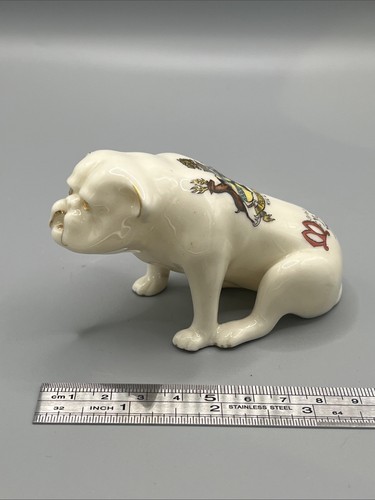 Swan crested china bulldog - china,