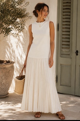 Mint velvet cream pleated maxi - cream,