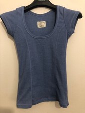 Ladies La Senza Fitted Ribbed Pale Blue Tee Shirt - size 8