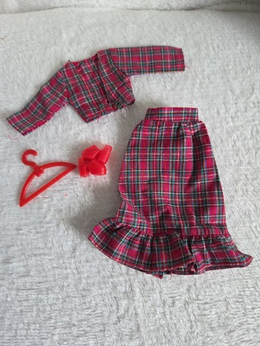 Daisy doll outfit hopscotch - daisy,