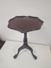 Claw Foot Small Mahogany Wine