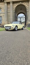 MGB ROADSTER IN LIGHT  PRIMROSE