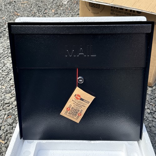 New mailbox boss - metro, 7162