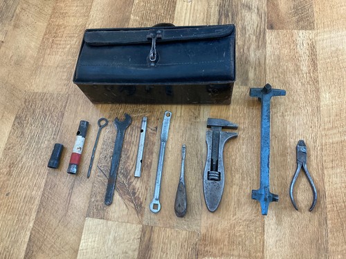 1943 ww2 dispatch rider tool - 1943,