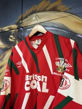 Vintage Umbro Wales Rugby